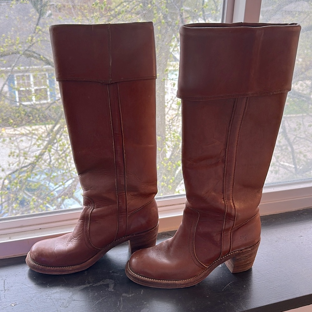 Vintage Frye Light Brown Tall Riding Boots